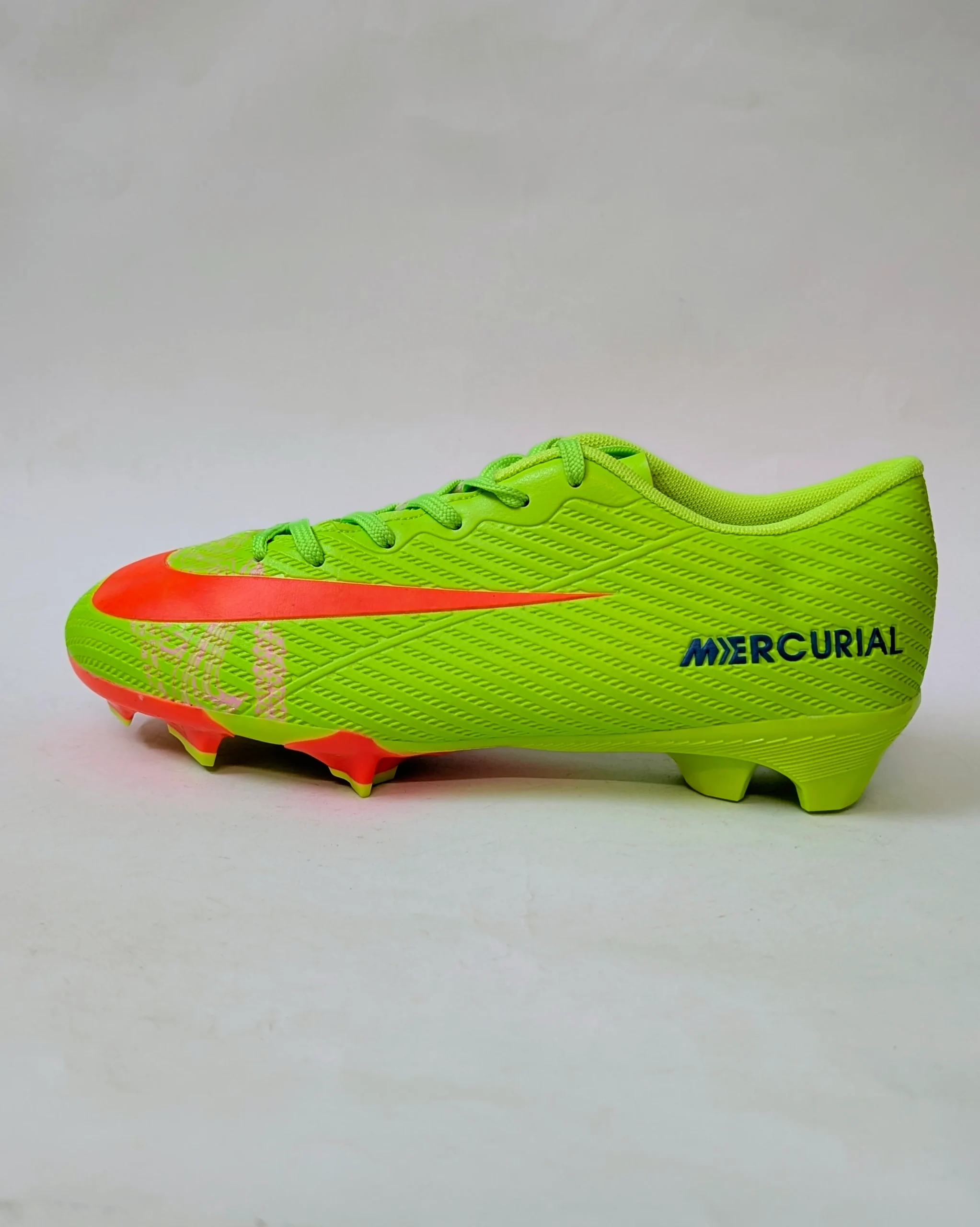 Nike Mercurial Vapor 14 Club FG/MG Football Cleats – Size 41 - Image 4