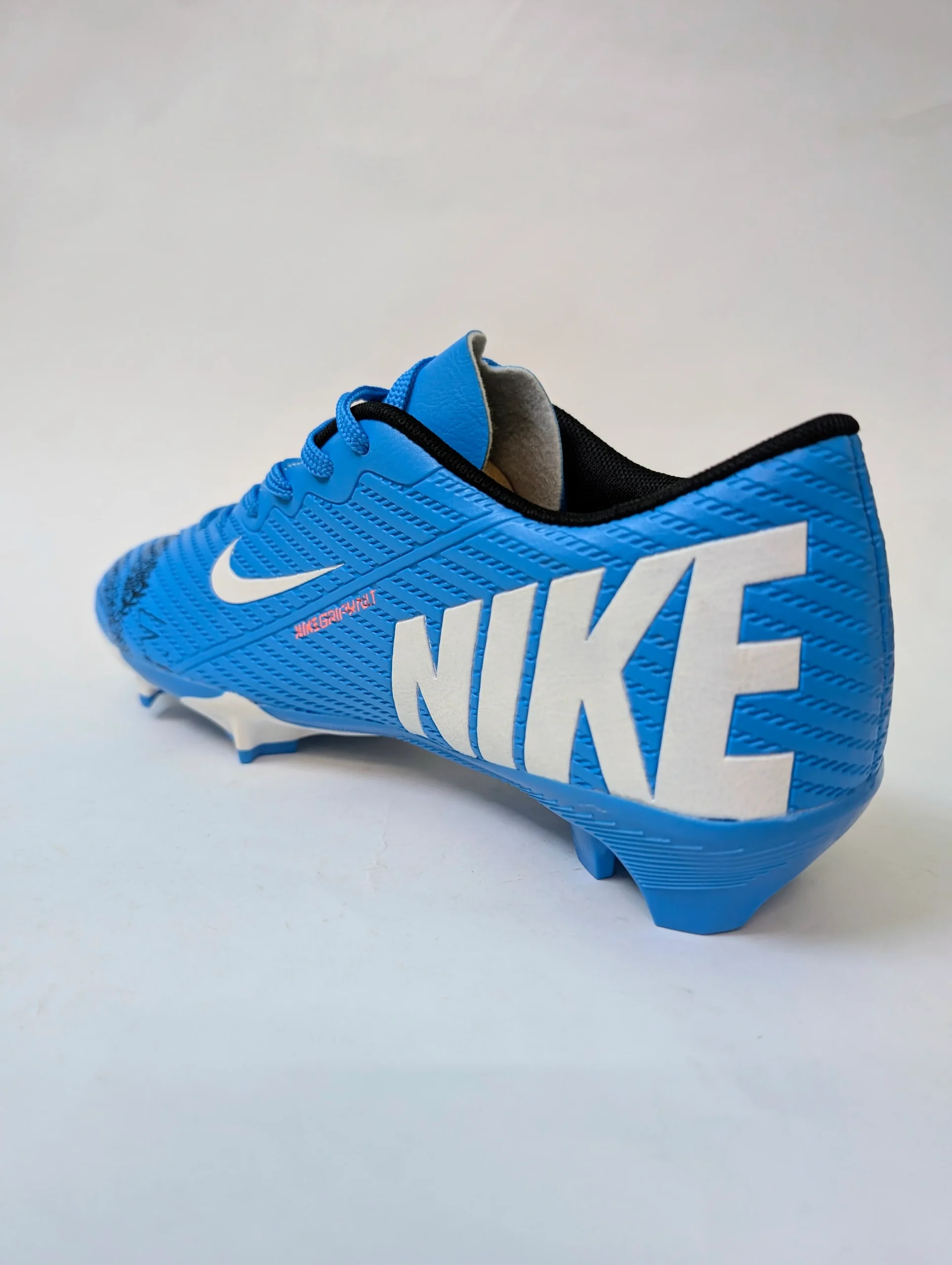 Nike Mercurial Vapor Blue Football Cleats – Size EU 41
